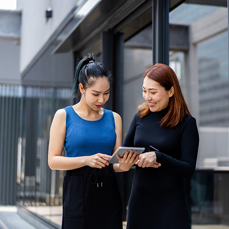 What is employee benefits software?